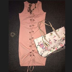 Cute open tie pencil pinkish dress